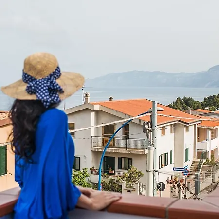 Hotel apartamentowy Biriola Ecoresort Motoparking 4*